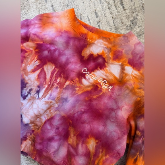 Camp high collective cropped sweater - Picture 2 of 4